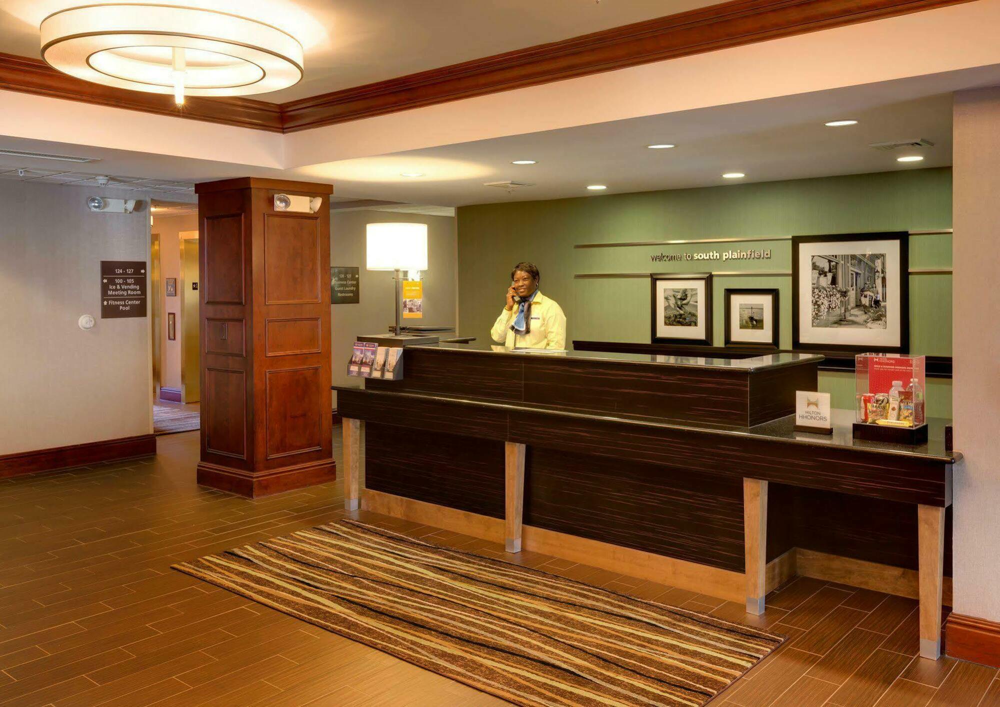 Hampton Inn South Plainfield-Piscataway Eksteriør bilde